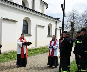 Droga krzyżowa Nowa Słupia - Święty Krzyż. 18 kwietnia 2025