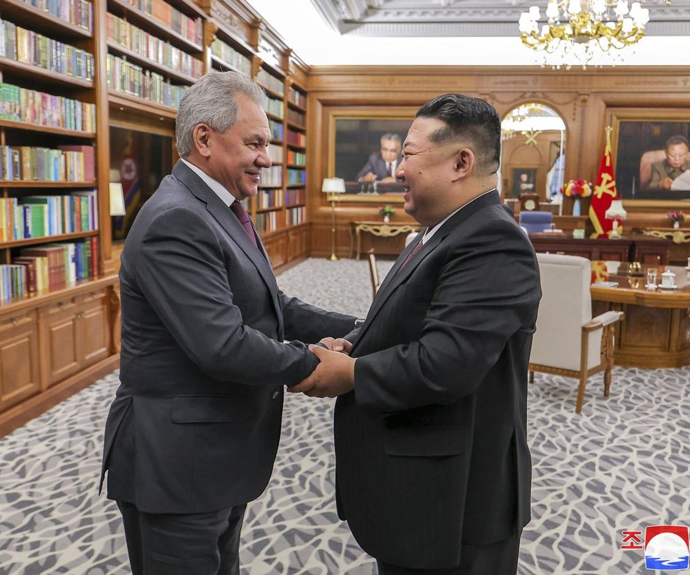 Kim Dzong Un zapewnia o bezwarunkowym wsparciu Rosji w wojnie z Ukrainą. Co ustalono na spotkaniu z Siergiejem Szojgu?