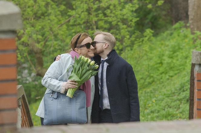 Para z rządu ujawniła sekret przed ślubem! Magdalena Ogórek gratuluje