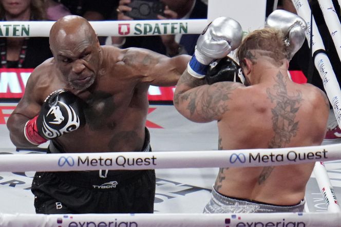 Mike Tyson vs Jake Paul