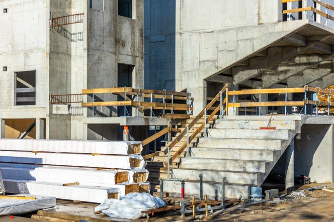 Budowa Kulturoteki w Wesołej w Warszawie