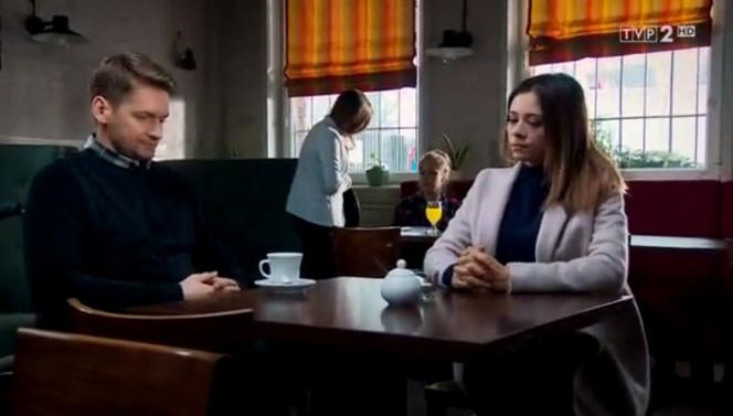 M jak miłość, odcinek 1377: Tajne spotkanie Izy z Janem Adamczykiem. To pierwsza ofiara Artura