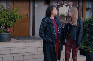 M jak miłość, odcinek 1883: Sara wyjawi Marysi straszny sekret o ojcu! Nie zdąży ostrzec Kingi przed Hoffmanem? - ZDJĘCIA, WIDEO