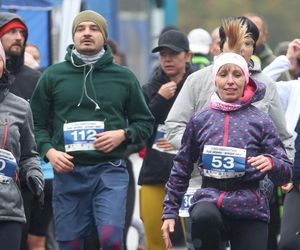 Bieg Bądź aktywny - przegoń raka. 6. edycja w Katowickim Parku Leśnym