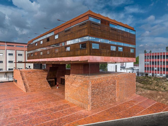 GAMPA i Przestrzeń Publiczna Młynów Automatycznych. Pardubice / Šépka architekti