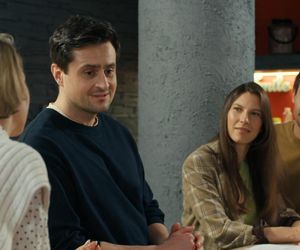 Barwy szczęścia odc. 3232. Regina (Kamila Kamińska), Franek (Mateusz Banasiuk), Malwina (Joanna Gleń), Herman  (Maciej Raniszewski)