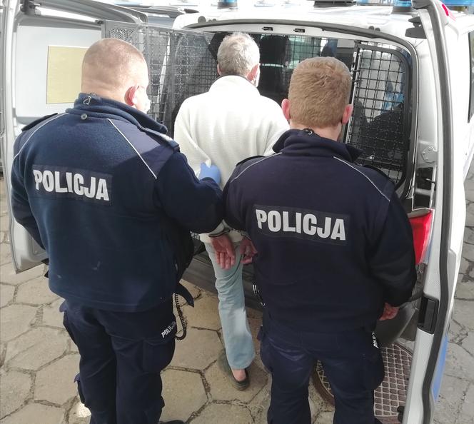 Zelów: Pijany 65-latek groził żonie, że spali ją razem z domem! Mężczyzna trafił do aresztu
