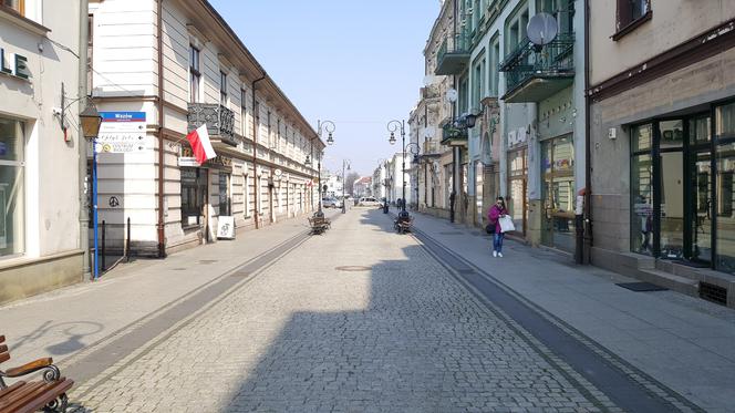 Nowy Sącz: pustki na ulicach