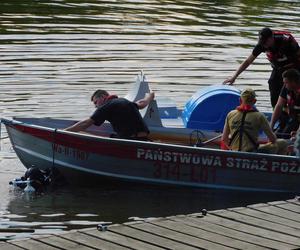 Utonął podczas próby przepłynięcia Jeziorka Czerniakowskiego. Po tragicznej śmierci służby szukają kolejnej osoby