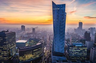 Najbardziej luksusowe osiedla w Warszawie według AI - Cosmopolitan / Złota 44 (Śródmieście)