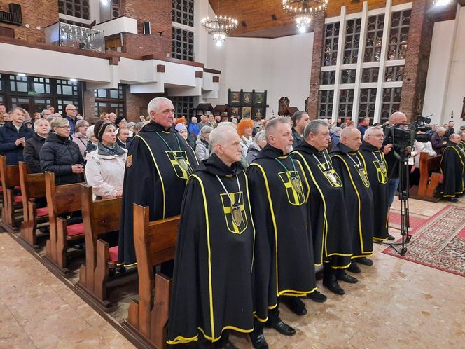 Przy parafii powstała pierwsza chorągiew wspólnoty Rycerze Jana Pawła II