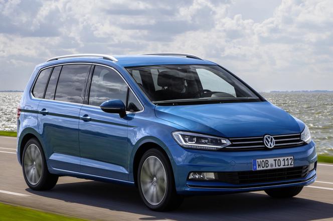 Nowy Volkswagen Touran w polskich salonach CENA startuje
