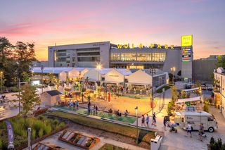 Letnia strefa rozrywki Wola Parku