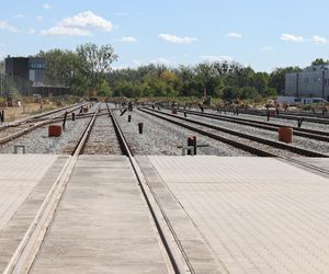 Budowa stacji postojowo-technicznej Mory (sierpień 2025)