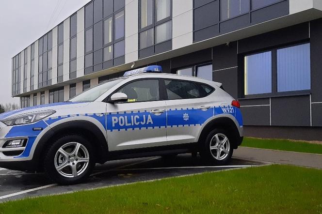 Świdwińska policja dostała nowy radiowóz. To nie pierwsze takie wsparcie dla mundurowych [FOTO]