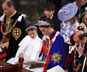 Księżniczka Charlotte i książę Louis na koronacji króla Karola III