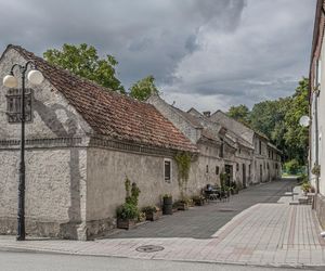 Magiczna wieś na Mazurach. W XV wieku była miastem, dziś zachwyca niezwykłym klimatem