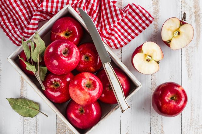 JABŁKA: owoce dla zdrowia i urody. Dlaczego warto jeść jabłka?