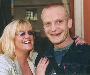 Marzena Kipiel-Sztuka i Bartosz Żukowski w serialu Świat według Kiepskich