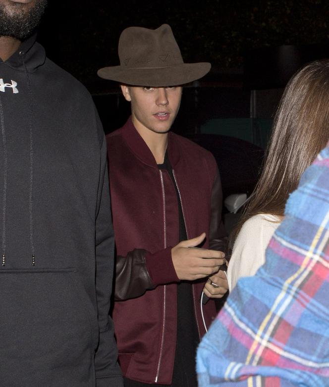 Justin Bieber z dziewczyną