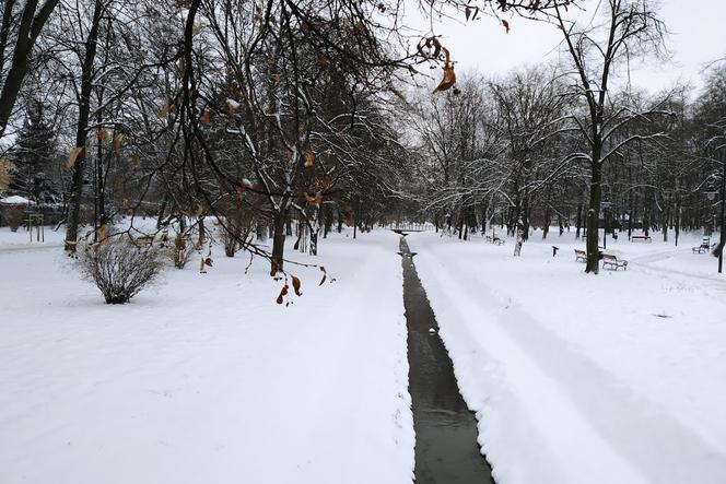 zima leśniczówka 