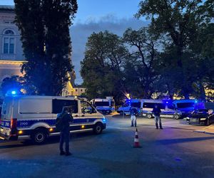  Atak siekierą na UW