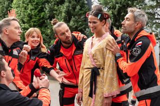 Na sygnale, odcinek 656. Berenika (Aleksandra Kielan), Alek (Adam Turczyk), Basia (Anna Wysocka), Romek (Izydor Łobacz), Artur Góra (Tomasz Piątkowski), Benio Vick (Hubert Jarczak)