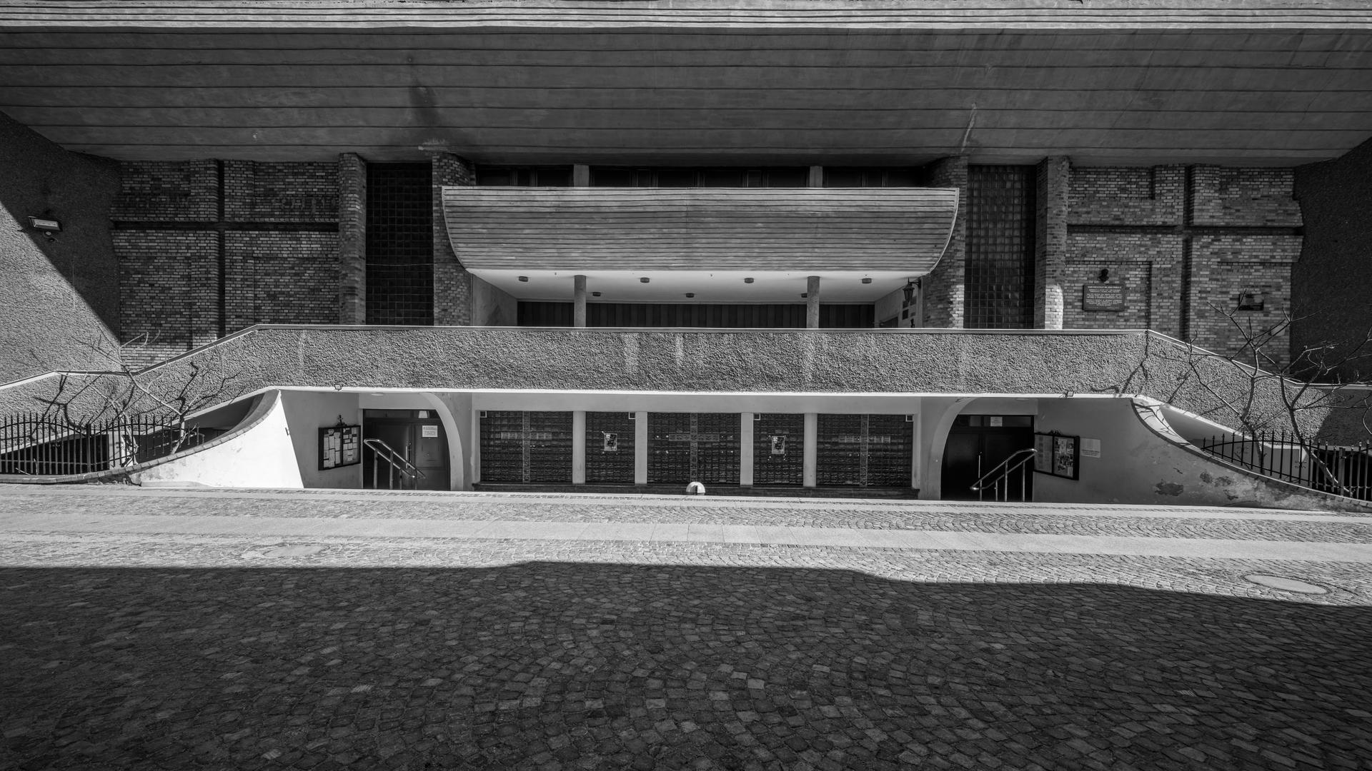 Dom parafialny im. Jana Pawła II przy parafii Wniebowzięcia Najświętszej Maryi Panny 5