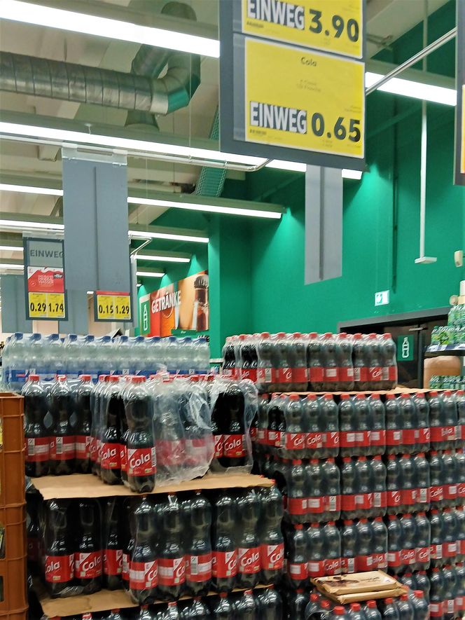 Cola