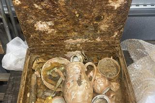 Skrzynia skarbów znaleziona podczas budowy kąpieliska w Zielonej Górze