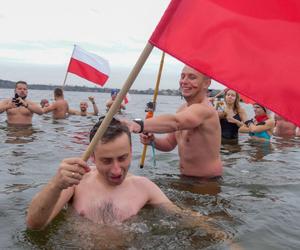 Hop do wody! Tak morsy z woj. lubelskiego świętowały Święto Niepodległości!