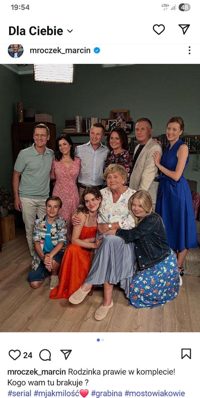 M jak miłość. Piotrek (Marcin Mroczek),Kinga (Katarzyna Cichopek),Paweł (Rafał Mroczek),Franka (Dominika Kachlik),Marysia (Małgorzata Pieńkowska),Artur (Robert Moskwa), Natalka (Dominika Suchecka),Barbara (Teresa Lipowska)