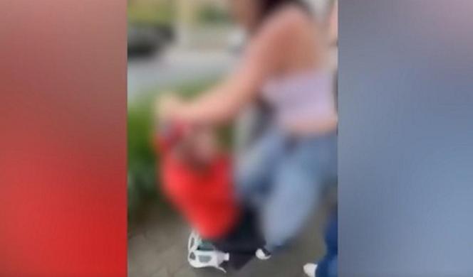 Brutalne pobicie nastolatki w Poznaniu. Jej rówieśniczki wszystko nagrywały