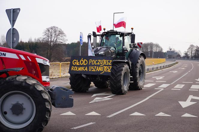 Protest rolników w Podlaskiem. Ciągniki blokują drogi w całym województwie! 