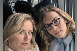 M jak miłość po wakacjach 2023. Julia (Marta Chodorowska), Sylwia (Hanna Turnau)