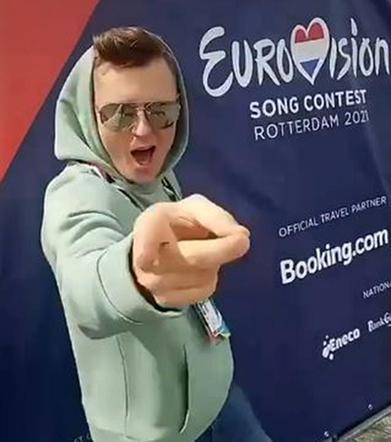 Rafał Brzozowski, przez covid jest uwięziony w hotelu