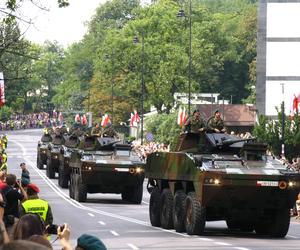 Kierowcy w gigantycznych tarapatach! Defilada z okazji Święta Wojska Polskiego zablokuje miasto