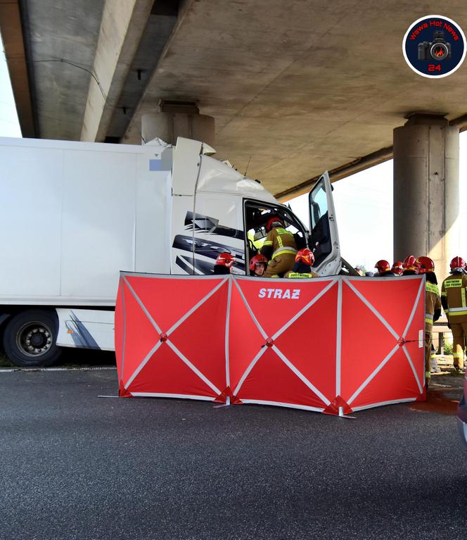 Makabryczny wypadek na S8. Kierowca ciężarówki nie żyje