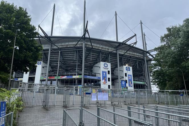 Na tym stadionie Polacy zagrają z Holandią. Jak wygląda obiekt w Hamburgu przed niedzielną bitwą? [ZDJĘCIA]