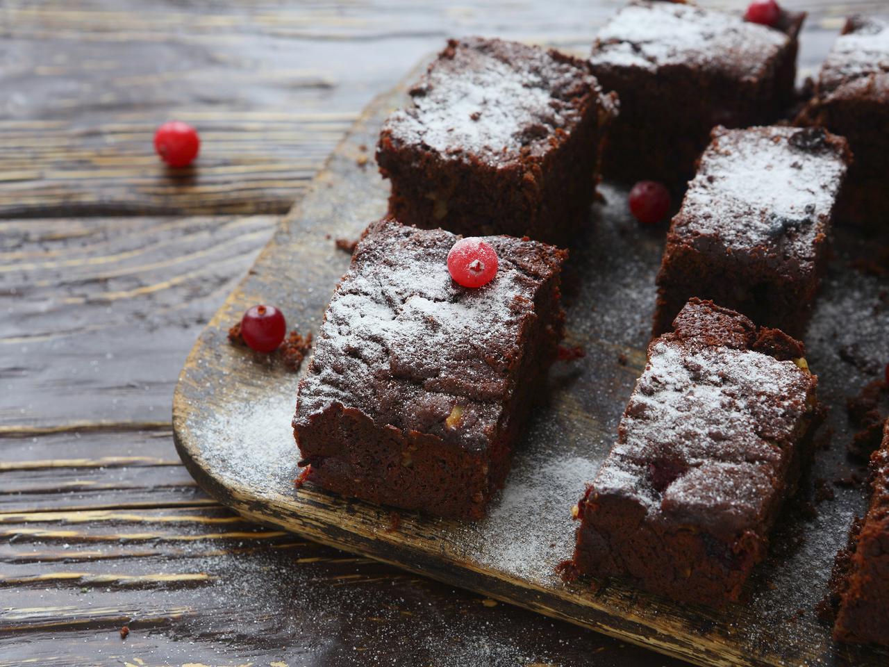 Brownie: przepis na klasyczne ciasto czekoladowe z orzechami