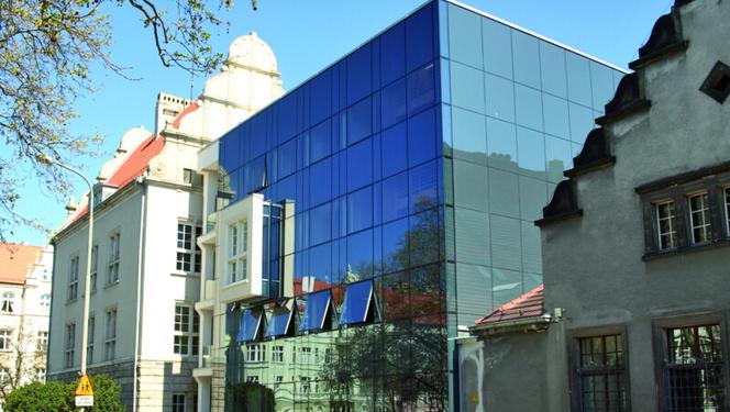 Remont i przebudowa budynku A10 Politechniki Wrocławskiej, ul. Norwida