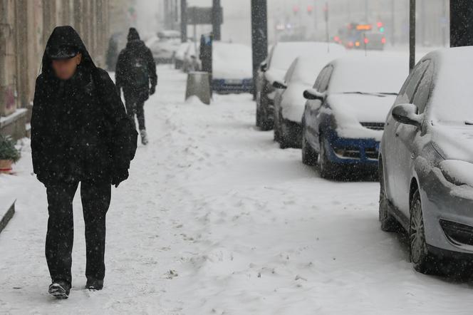 Wielka śnieżyca w Warszawie. Kiedy przestanie sypać? Zaskakująca prognoza