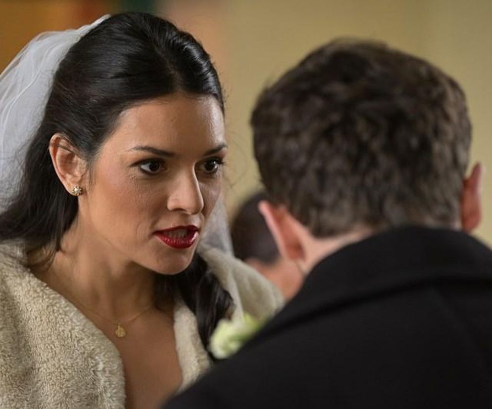 Pierwsza miłość, odcinek 3830. Kacper (Damian Kulec), Basia (Anna Jarosik)