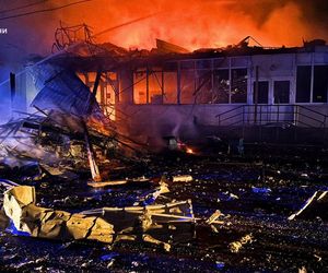 Kijów odcięty od prądu, wybuchy i pożary. Wielki atak Putina