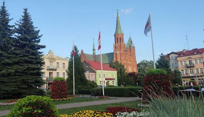 1. Dobra (powiat turecki)