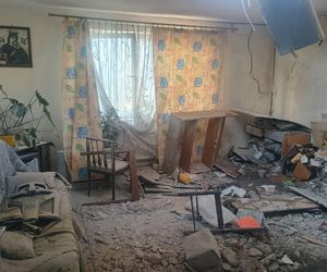 Rosyjskie drony nad Polską. Szczątki maszyny spadły na dom 