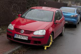 BLOKADA NA PRYWATNYM SAMOCHODZIE ANDRZEJA DUDY.