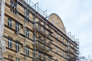 Kamienica Żelazna 64