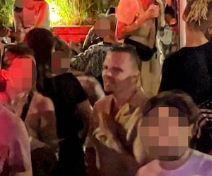 Hakiel bawi się, a nie pije