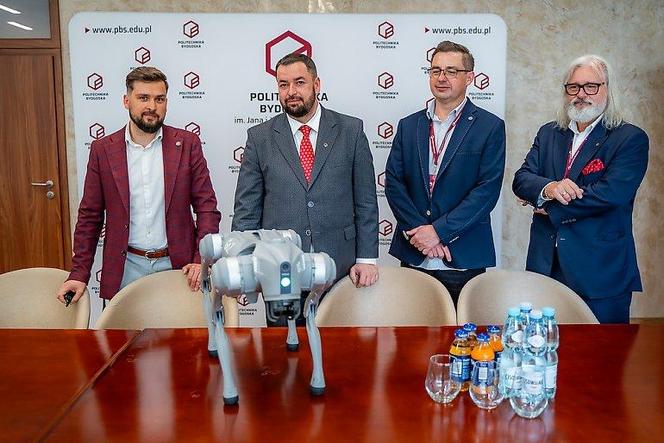 Czteronożny robot AI będzie uczył studentów Politechniki Bydgoskiej. Sami wymyślą, do czego może się przydać